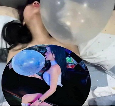 (sex vn) Hút bóng cười phê quá nện nhau luôn